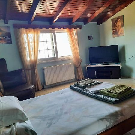 Galaxy Rooms Xi Beach Ngoại thất bức ảnh