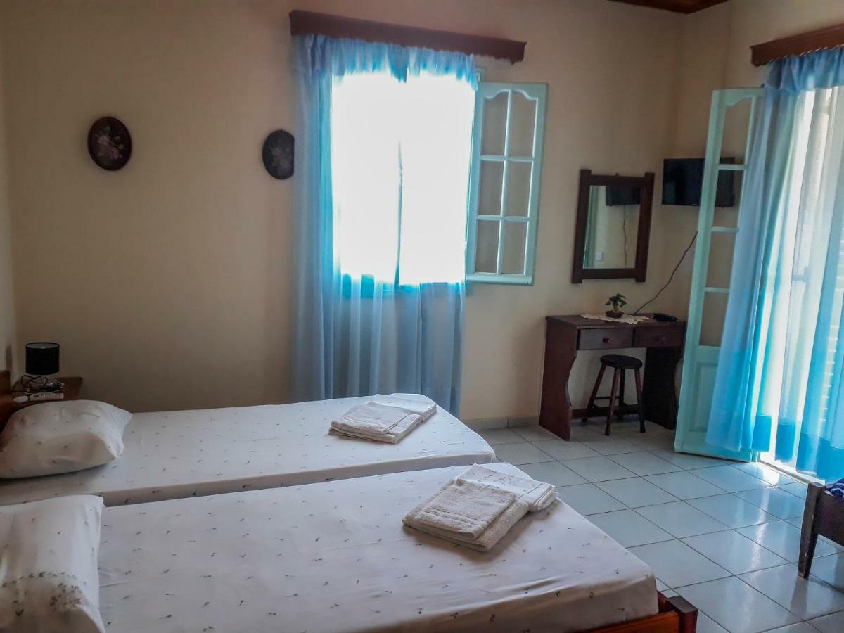 Galaxy Rooms Xi Beach Ngoại thất bức ảnh